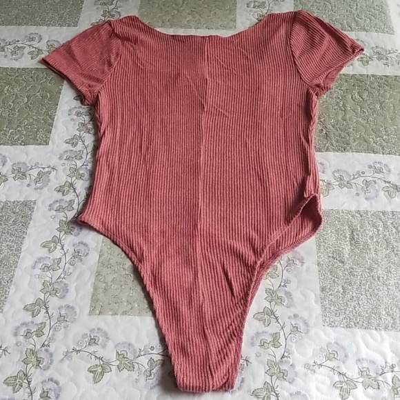Arizona Yuma Rose Square Neck Ribbed Bodysuit - Picture 13 of 16